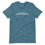 Arctic River Co t-paita (logo rinnassa)